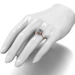 9RR0013-300 angle on hand.jpg
