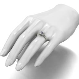 9RW9310-130 angle on hand.jpg